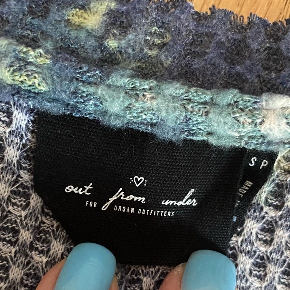 Urban outfitters button down waffle floral long sleeve shirt NWT SMALL - Picture 5 of 6